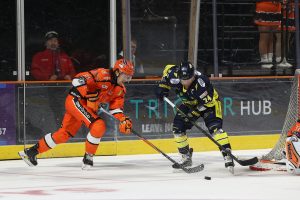 D12I2421 copy - Fife Flyers