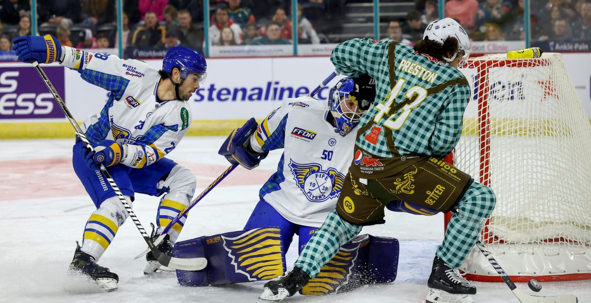 Belfast Giants v Fife Flyers – EIHL Challenge Cup #image_title